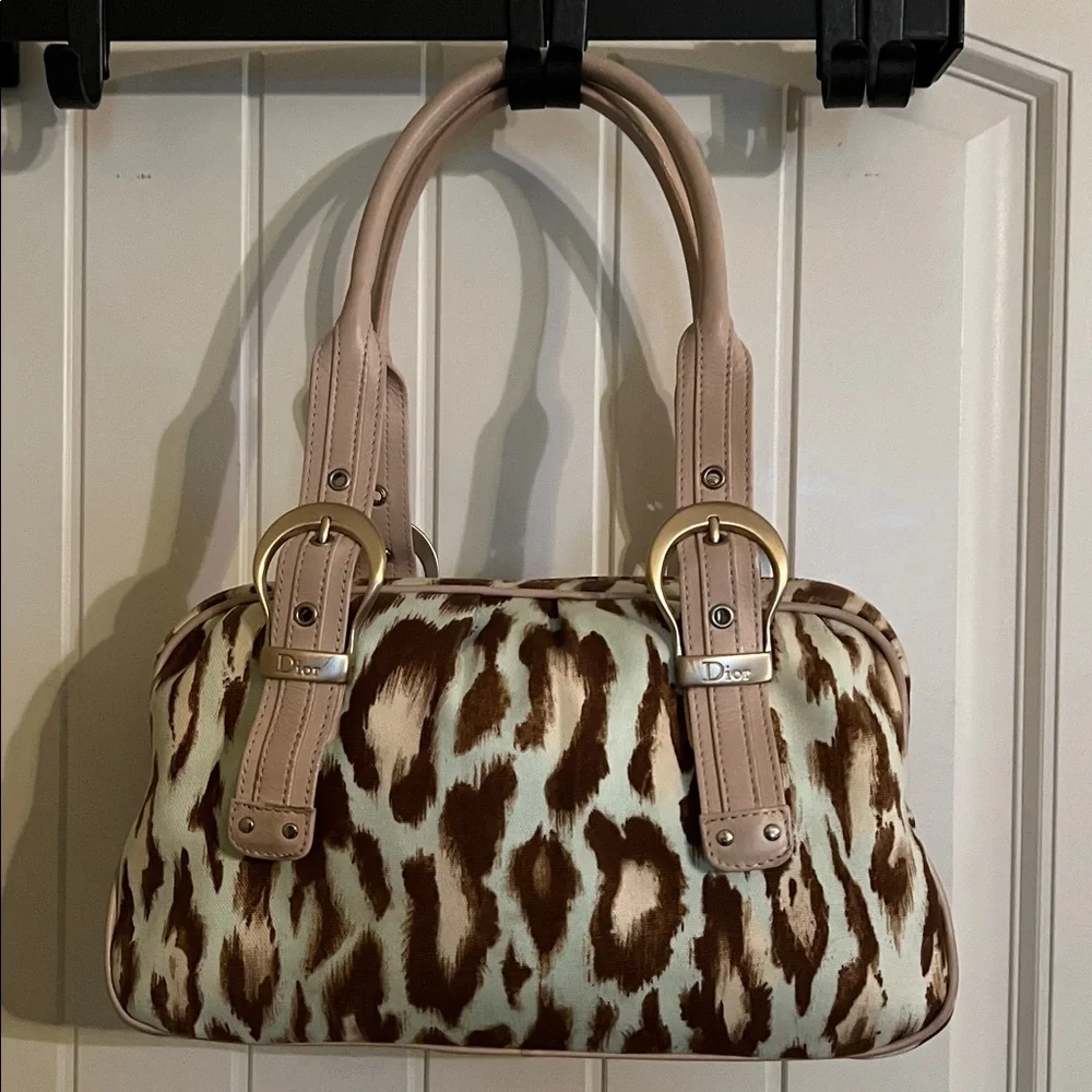 ABSOLUTELY GORGEOUS💕EXCELLENT CONDITION💕VINTAGE CHRISTIAN DIOR LEOPARD BAG💗💗💗 - Picture 5 of 17